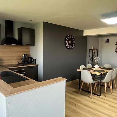 Cosy Porte De Colmar Apartment *
